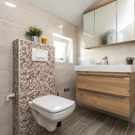 Sea View Complex In 3* Stanici