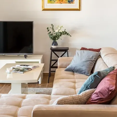 Sea View Complex In