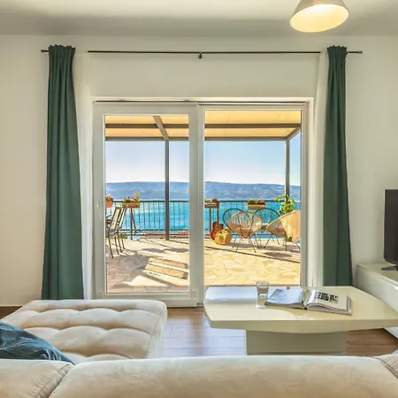 Sea View Complex In