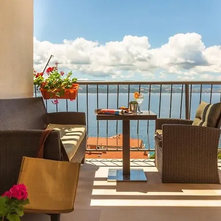 Sea View Complex In 3*
